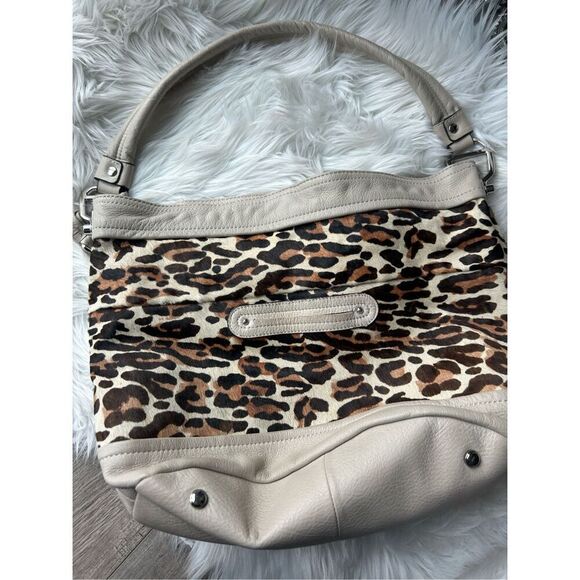 B Makowsky ANDREA Haircalf & Glove Leather Bucket Hobo w/ Fringe ~Stone - Picture 2 of 7